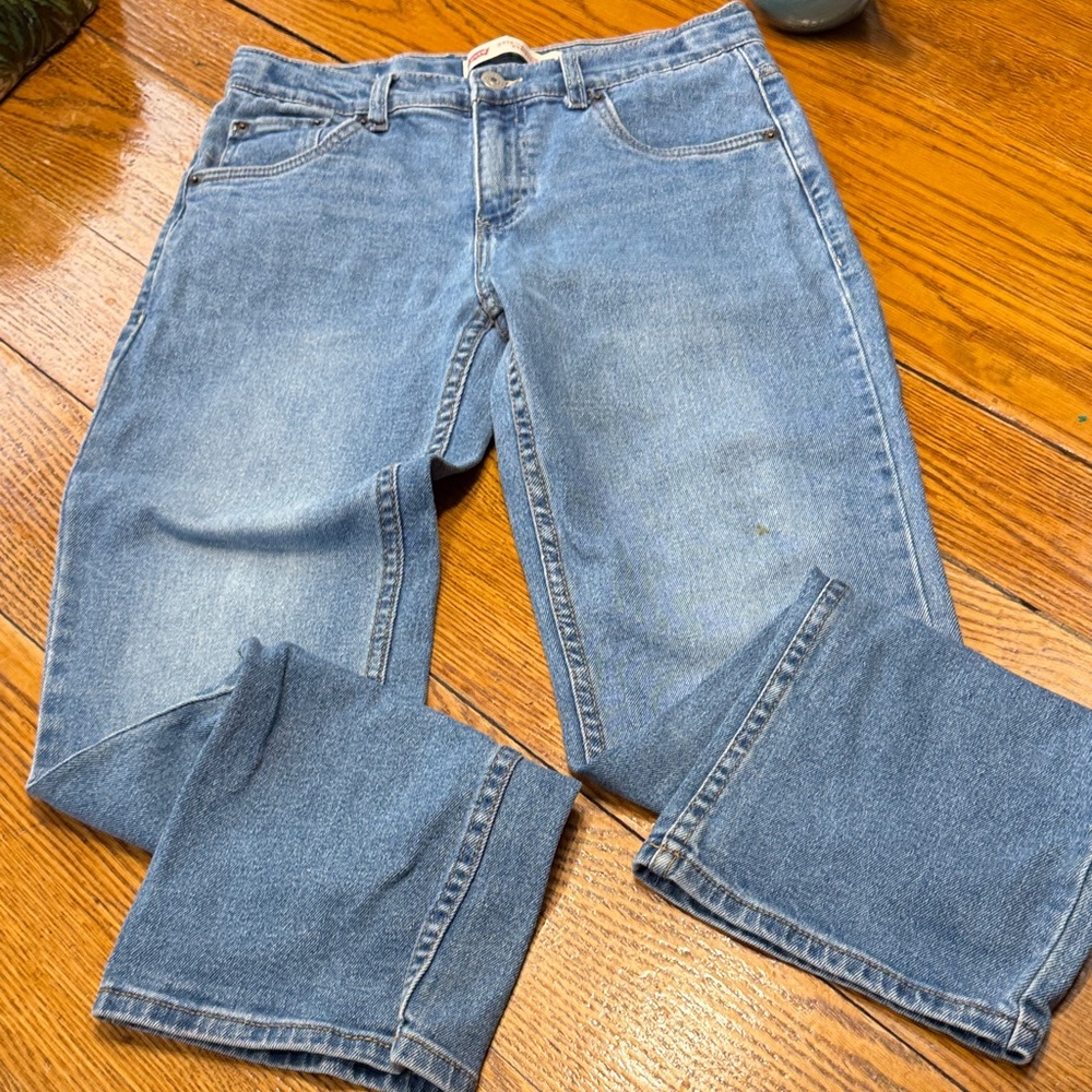 Levi’s teenager style jeans. 551Z style. Size 16 Reg.